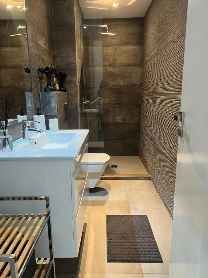 Luxueux Et Contemporain *